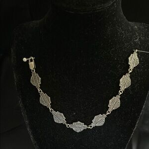 Harley-Davidson Silver 8 inch bracelet with classic Harley Design